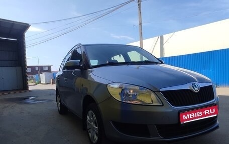 Skoda Fabia II, 2012 год, 880 000 рублей, 1 фотография
