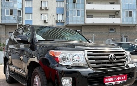 Toyota Land Cruiser 200, 2012 год, 4 100 000 рублей, 1 фотография