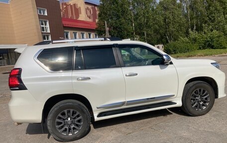 Toyota Land Cruiser Prado 150 рестайлинг 2, 2019 год, 4 499 000 рублей, 4 фотография