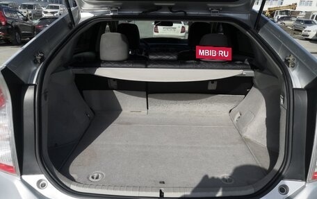 Toyota Prius, 2014 год, 1 280 000 рублей, 19 фотография