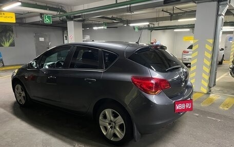 Opel Astra J, 2010 год, 490 000 рублей, 5 фотография