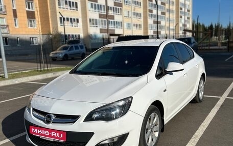 Opel Astra J, 2013 год, 580 000 рублей, 4 фотография