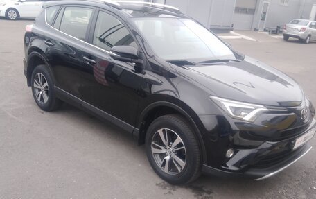 Toyota RAV4, 2015 год, 2 550 000 рублей, 8 фотография