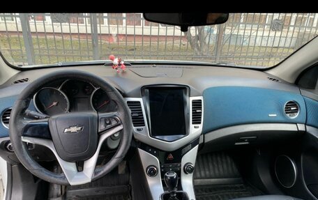 Chevrolet Cruze II, 2012 год, 553 000 рублей, 4 фотография
