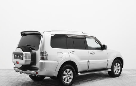 Mitsubishi Pajero IV, 2010 год, 1 830 000 рублей, 2 фотография