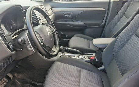 Mitsubishi Outlander III рестайлинг 3, 2013 год, 1 290 000 рублей, 5 фотография