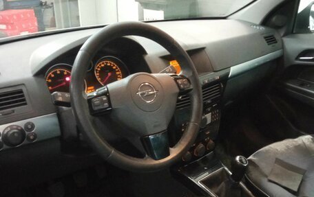 Opel Astra J, 2011 год, 660 000 рублей, 5 фотография