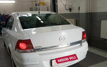 Opel Astra J, 2011 год, 660 000 рублей, 4 фотография