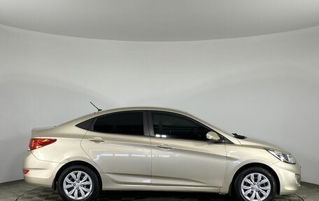 Hyundai Solaris II рестайлинг, 2011 год, 690 000 рублей, 11 фотография