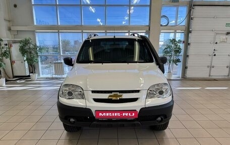 Chevrolet Niva I рестайлинг, 2015 год, 759 000 рублей, 3 фотография