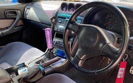 Nissan Skyline, 1998 год, 2 700 000 рублей, 8 фотография