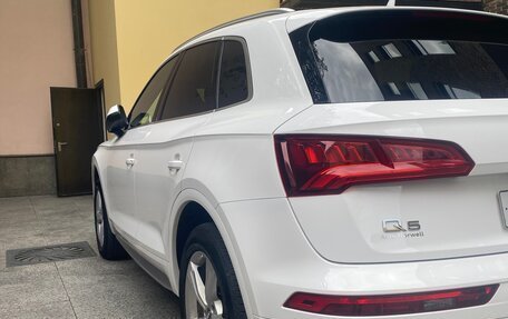 Audi Q5, 2020 год, 4 000 000 рублей, 4 фотография