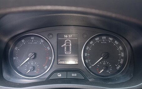 Skoda Roomster, 2012 год, 555 000 рублей, 2 фотография