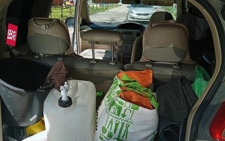 Toyota Porte II, 2004 год, 510 000 рублей, 6 фотография