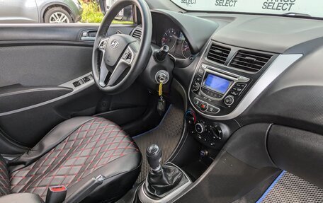 Hyundai Solaris II рестайлинг, 2012 год, 790 000 рублей, 20 фотография