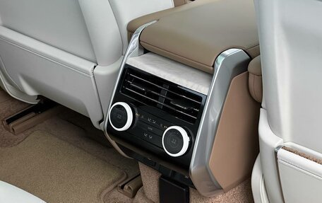 Land Rover Range Rover IV рестайлинг, 2025 год, 33 500 000 рублей, 29 фотография
