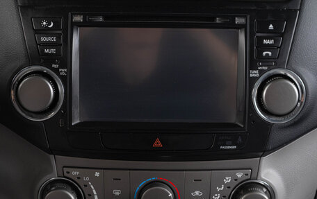 Toyota Highlander III, 2009 год, 1 949 000 рублей, 13 фотография