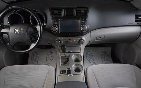 Toyota Highlander III, 2009 год, 1 949 000 рублей, 8 фотография