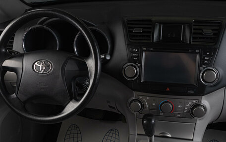 Toyota Highlander III, 2009 год, 1 949 000 рублей, 16 фотография