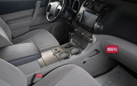 Toyota Highlander III, 2009 год, 1 949 000 рублей, 17 фотография