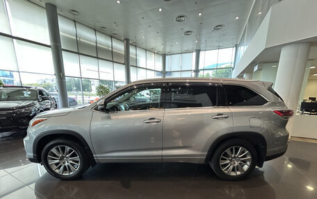 Toyota Highlander III, 2014 год, 3 069 000 рублей, 10 фотография