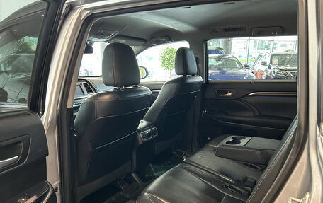 Toyota Highlander III, 2014 год, 3 069 000 рублей, 15 фотография