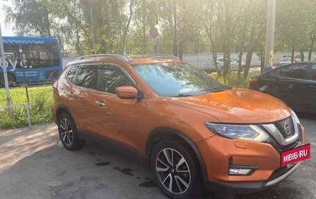Nissan X-Trail, 2019 год, 2 000 000 рублей, 2 фотография