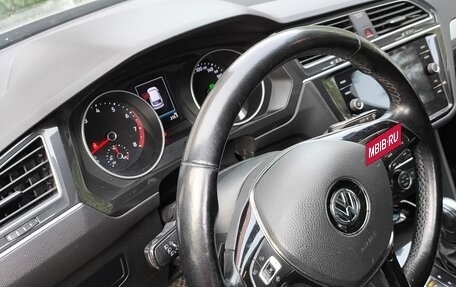 Volkswagen Tiguan II, 2020 год, 1 850 000 рублей, 3 фотография