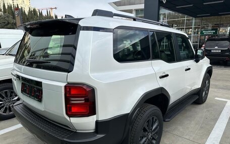Toyota Land Cruiser Prado, 2024 год, 8 552 000 рублей, 4 фотография
