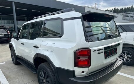 Toyota Land Cruiser Prado, 2024 год, 8 552 000 рублей, 3 фотография