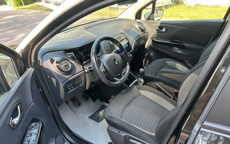 Renault Kaptur I рестайлинг, 2017 год, 1 300 000 рублей, 19 фотография