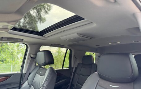 Cadillac Escalade IV, 2016 год, 3 980 000 рублей, 13 фотография