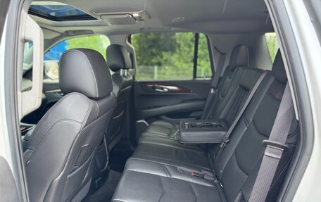 Cadillac Escalade IV, 2016 год, 3 980 000 рублей, 14 фотография