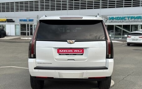 Cadillac Escalade IV, 2016 год, 3 980 000 рублей, 4 фотография