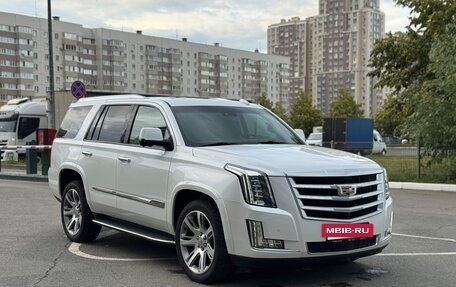 Cadillac Escalade IV, 2016 год, 3 980 000 рублей, 7 фотография