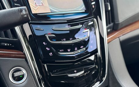 Cadillac Escalade IV, 2016 год, 3 980 000 рублей, 18 фотография