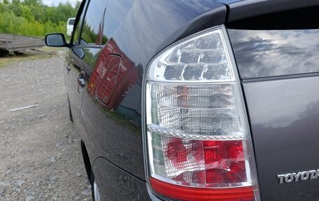 Toyota Prius, 2009 год, 910 000 рублей, 5 фотография