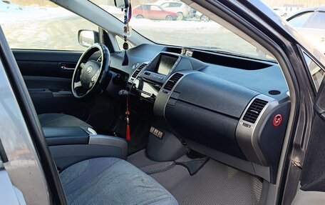 Toyota Prius, 2009 год, 910 000 рублей, 11 фотография