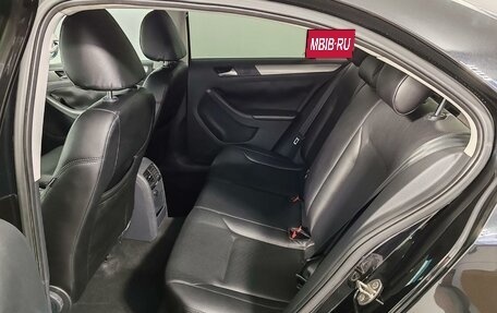 Volkswagen Jetta VI, 2015 год, 1 000 000 рублей, 12 фотография