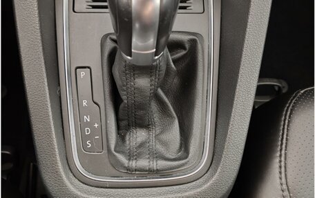 Volkswagen Jetta VI, 2015 год, 1 000 000 рублей, 23 фотография