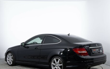 Mercedes-Benz C-Класс, 2013 год, 1 330 000 рублей, 7 фотография