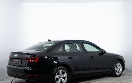 Audi A4, 2018 год, 1 980 000 рублей, 5 фотография