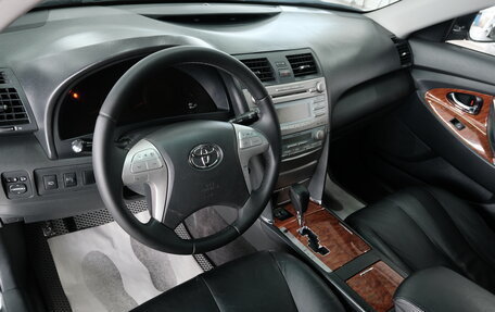Toyota Camry, 2008 год, 1 199 000 рублей, 12 фотография