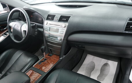 Toyota Camry, 2008 год, 1 199 000 рублей, 22 фотография