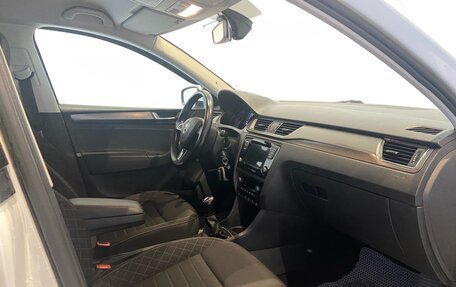 Skoda Rapid I, 2018 год, 1 050 000 рублей, 18 фотография
