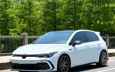 Volkswagen Golf GTI, 2021 год, 2 735 000 рублей, 1 фотография