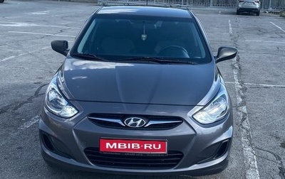 Hyundai Solaris II рестайлинг, 2011 год, 805 000 рублей, 1 фотография