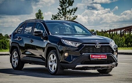 Toyota RAV4, 2019 год, 3 120 000 рублей, 1 фотография