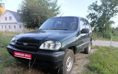 Chevrolet Niva I рестайлинг, 2004 год, 300 000 рублей, 1 фотография
