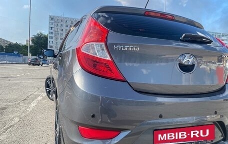 Hyundai Solaris II рестайлинг, 2011 год, 805 000 рублей, 8 фотография